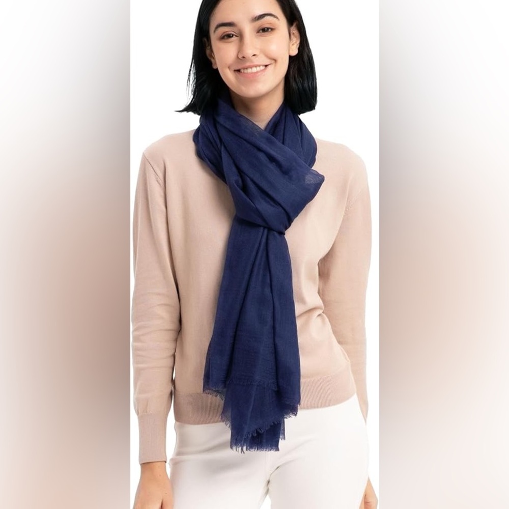 Nordstrom Rack Frayed Blanket Scarf